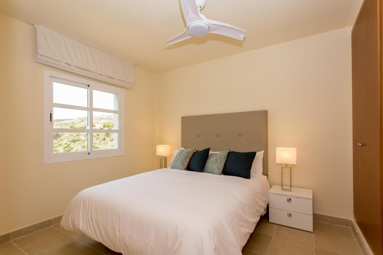 Manilva Townhouse With Spectacular Views Of Gibraltar Villa Kültér fotó